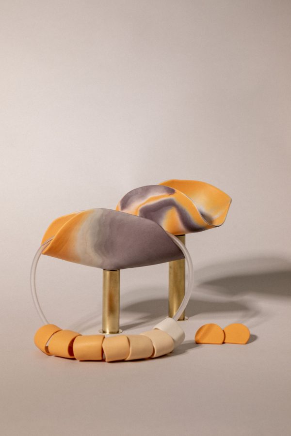 imagen de producto esculturas zekkei collar y pendientes de porcelana en yema